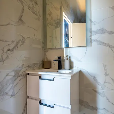 304 B Charming Refurbished Super Apartamento